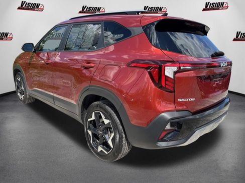Certified 2025 Kia Seltos S AWD/4WD image 9