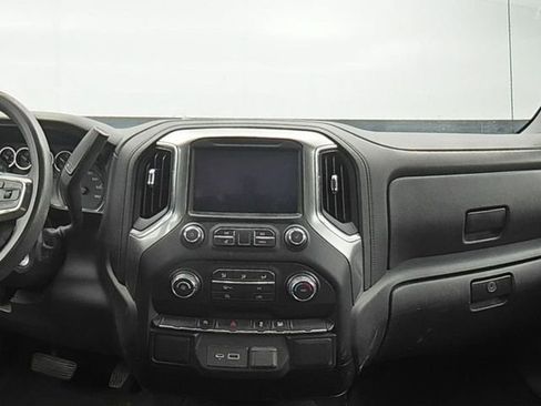 Used 2020 Chevrolet Silverado 1500 LT w/ Trailering Package image 16