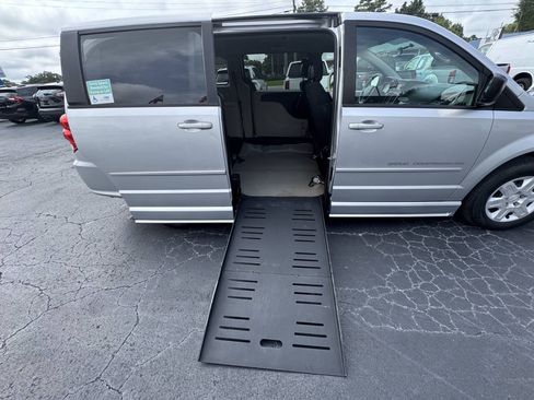 Used 2011 Dodge Grand Caravan Express w/ PWR Window Group FWD image 22