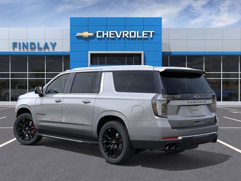 New 2026 Chevrolet Suburban Premier image 16
