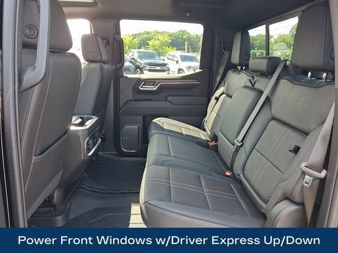 Used 2025 Chevrolet Silverado 1500 High Country w/ Technology Package AWD/4WD image 21