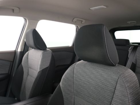 Used 2021 Nissan Rogue SV AWD/4WD image 26