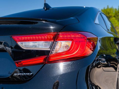 Used 2020 Honda Accord Sport image 15