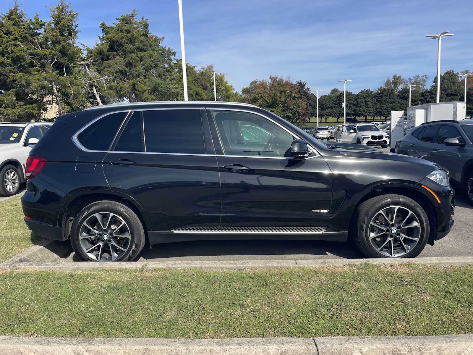 Used 2018 BMW X5 xDrive35i w/ Executive Package AWD/4WD image 7