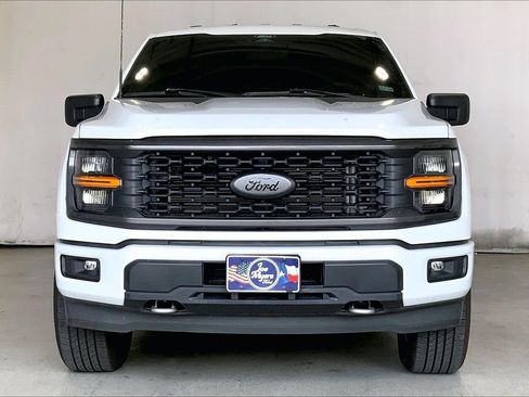 Used 2025 Ford F150 STX w/ Equipment Group 200A RWD image 3