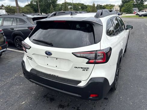 Used 2023 Subaru Outback Onyx Edition XT AWD/4WD image 3