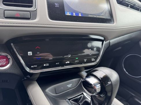 Used 2016 Honda HR-V EX image 25