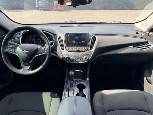 Used 2020 Chevrolet Malibu LT w/ Redline Edition FWD image 19