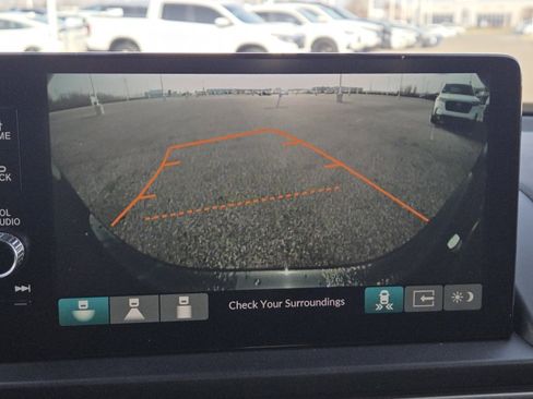 Used 2025 Honda Pilot EX-L image 29