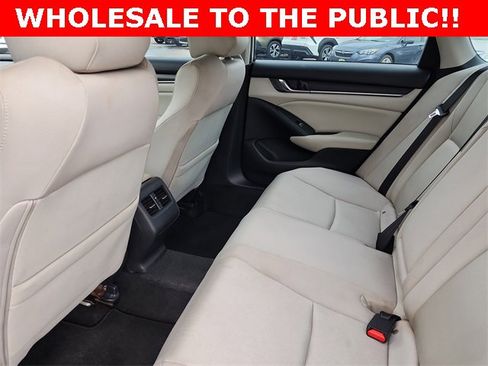 Used 2018 Honda Accord EX image 12