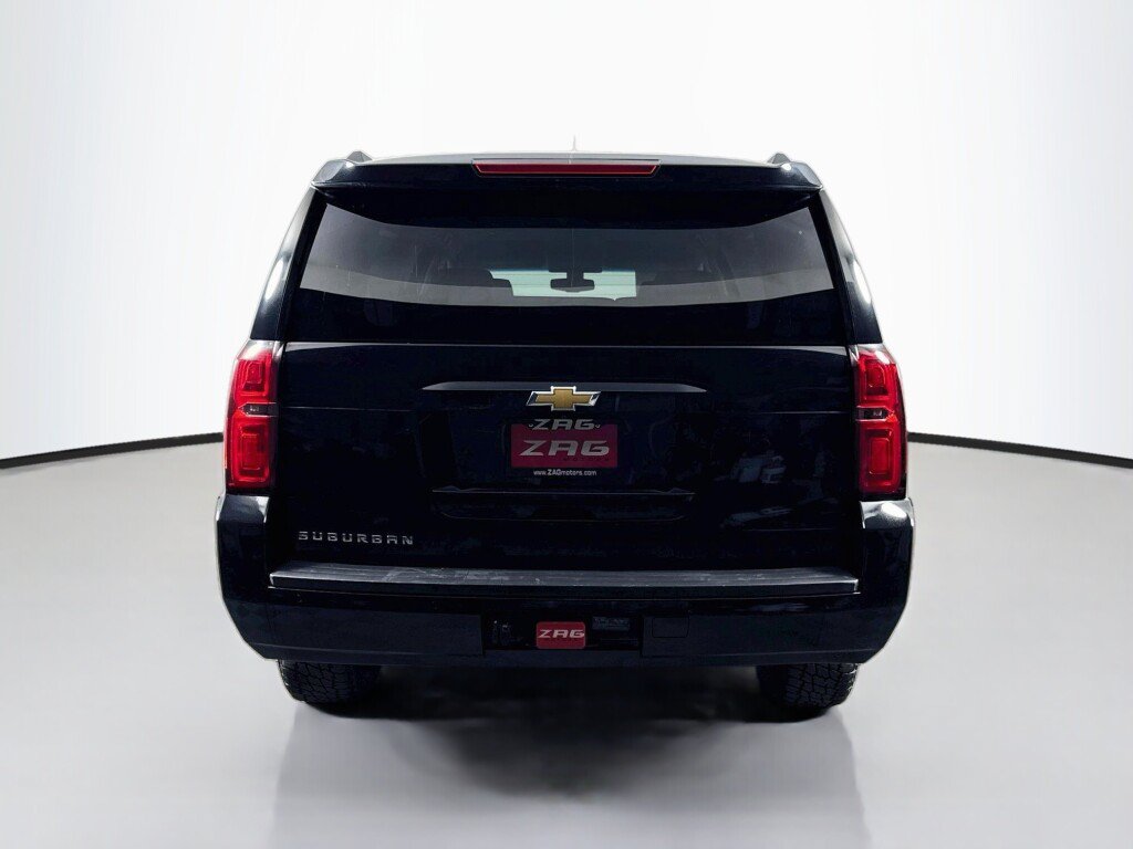Used 2019 Chevrolet Suburban LS AWD/4WD image 4