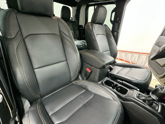Used 2025 Jeep Gladiator Sport AWD/4WD image 26