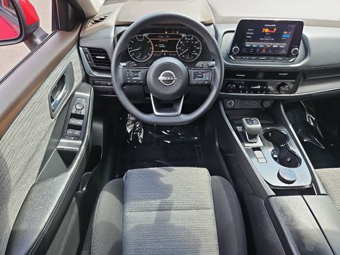 Certified 2023 Nissan Rogue SV image 11