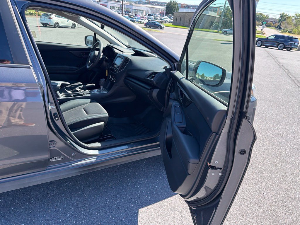 Used 2021 Subaru Crosstrek 2.0i AWD/4WD image 21