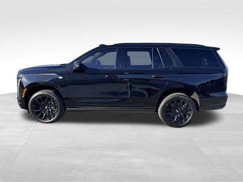 Used 2025 Cadillac Escalade Premium Luxury w/ Touring Package image 8