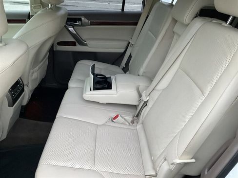 Used 2013 Lexus GX 460 image 14