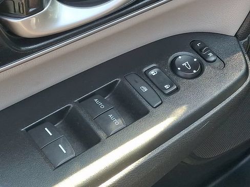 Used 2021 Honda CR-V Touring image 27