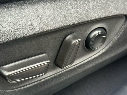 Certified 2022 Toyota Highlander Limited image 31