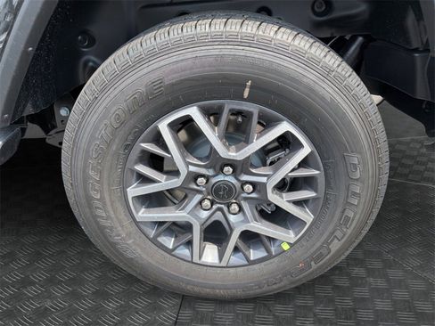 New 2025 Jeep Wrangler Sahara image 20