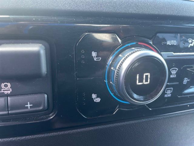 Used 2025 GMC Sierra 1500 SLT AWD/4WD image 24