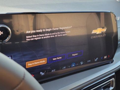 New 2026 Chevrolet Traverse LT image 17