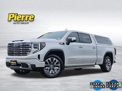 Used 2024 GMC Sierra 1500 Denali w/ Denali Reserve Package AWD/4WD image 1