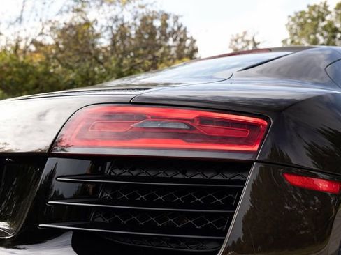 Used 2015 Audi R8 V10 image 58