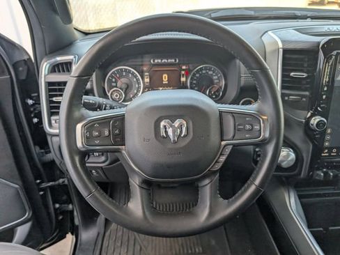 Used 2024 RAM 1500 Laramie AWD/4WD image 9