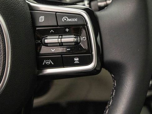 Used 2023 Kia Sorento SX FWD image 17