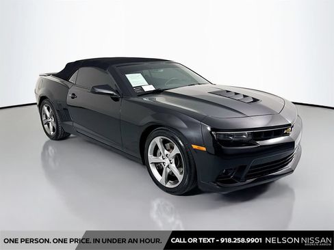 Used 2014 Chevrolet Camaro SS w/ RS Package RWD image 3