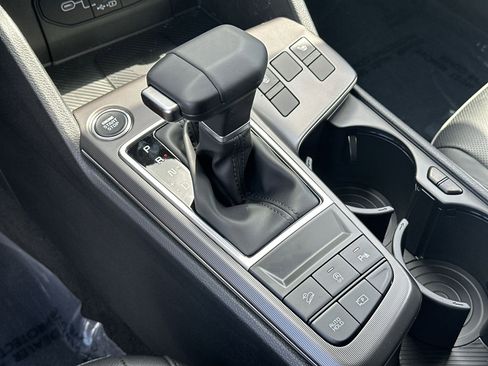 Used 2026 Kia Sportage SX FWD image 19
