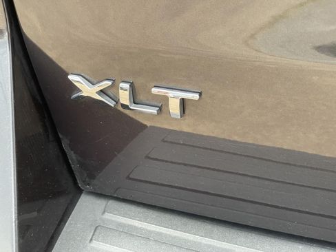 Used 2024 Ford Expedition XLT RWD image 56