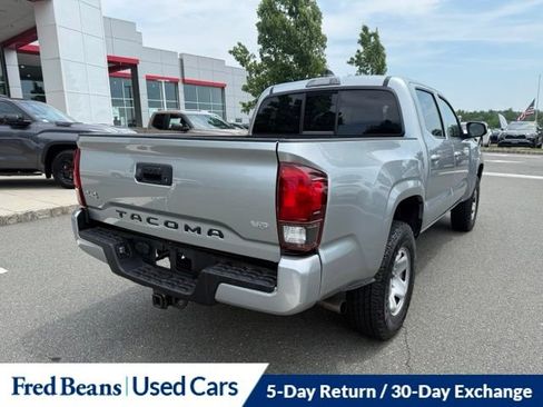 Certified 2022 Toyota Tacoma SR AWD/4WD image 5