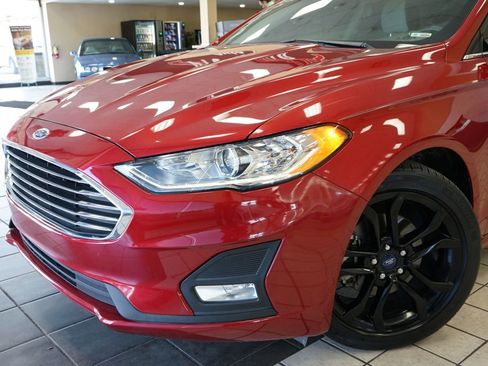 Used 2020 Ford Fusion SE w/ Equipment Group 151A image 22