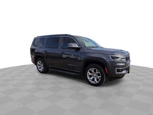 Used 2022 Jeep Wagoneer Series II w/ Convenience Group I RWD image 5
