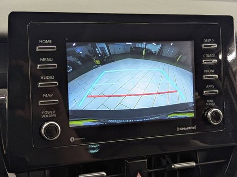 Used 2022 Toyota Camry SE image 27