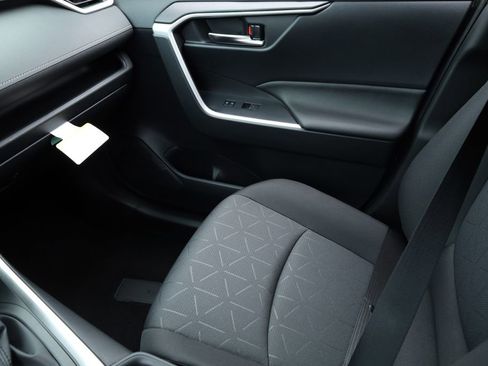 New 2025 Toyota RAV4 XLE image 8