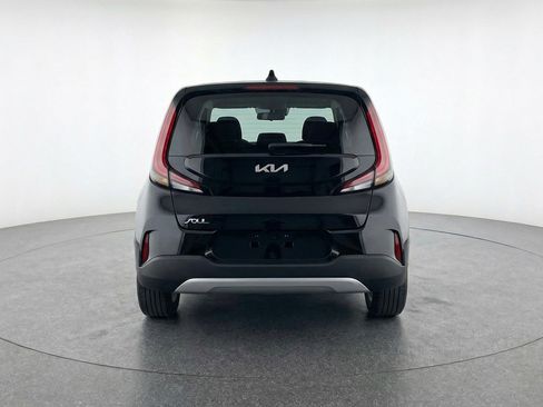 Used 2025 Kia Soul LX w/ LX Technology Package image 7