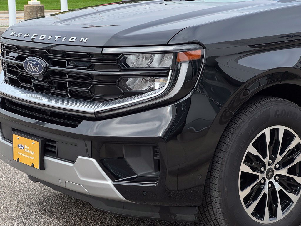 Used 2025 Ford Expedition Platinum AWD/4WD image 45