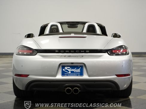 Used 2017 Porsche 718 Boxster S RWD image 10