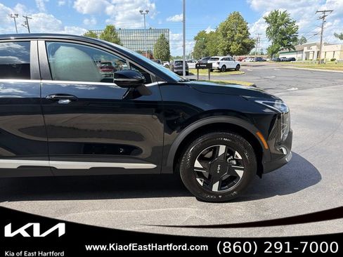 Used 2026 Kia Sportage LX w/ LX Convenience Package AWD/4WD image 6