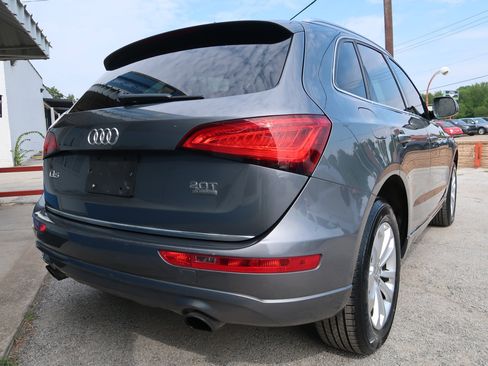 Used 2017 Audi Q5 2.0T Premium image 8