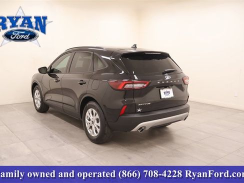 Used 2025 Ford Escape Active w/ Tech Pack #1 image 3