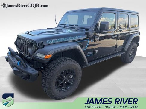 Used 2023 Jeep Wrangler Unlimited Rubicon 4xe image 9