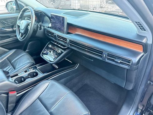 Used 2022 Lincoln Corsair Reserve w/ Equipment Group 201A image 34