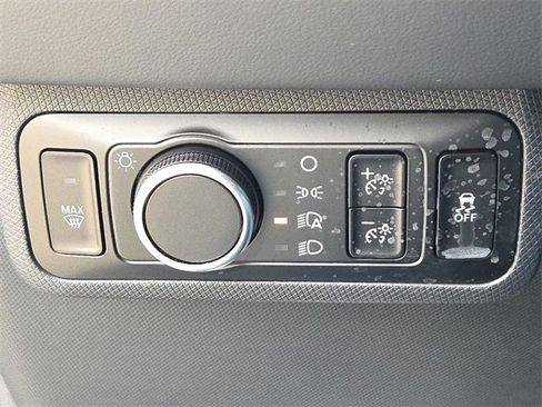 Used 2025 Ford Mustang Mach-E Select image 23