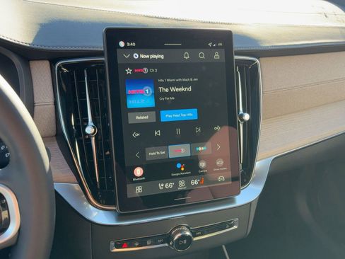 New 2026 Volvo XC90 B5 Plus w/ Protection Package image 25