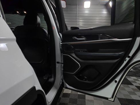 Used 2022 Jeep Grand Cherokee Trailhawk w/ Advanced Protech Group II image 37