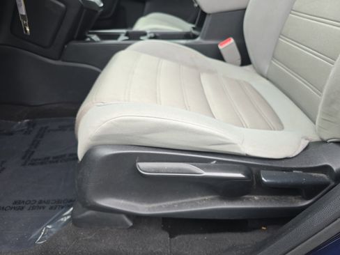 Certified 2017 Honda CR-V LX image 25