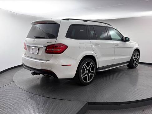 Used 2017 Mercedes-Benz GLS 550 4MATIC w/ Driver Assistance Package image 9